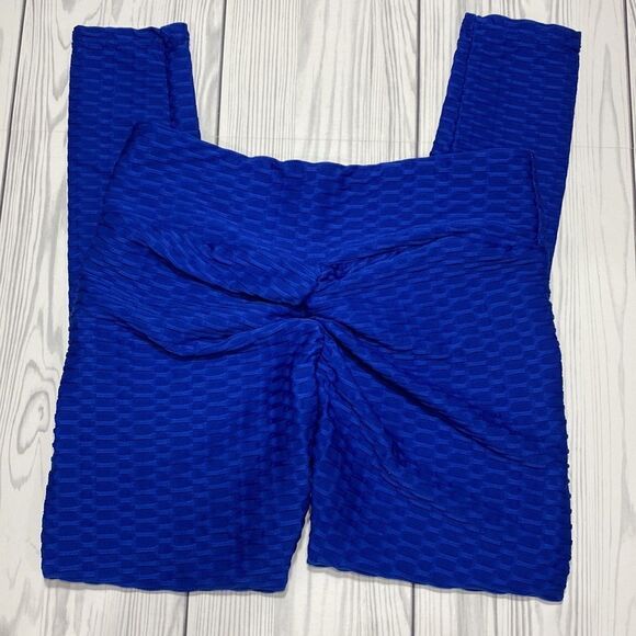 Booty Scrunch Tik Tok Leggings. Size M - Picture 3 of 5